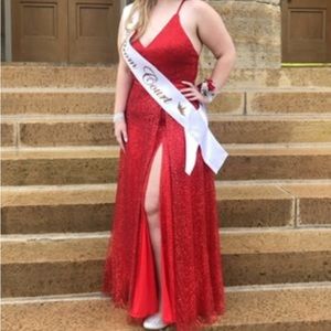 Ellie Wilde formal/prom/evening gown